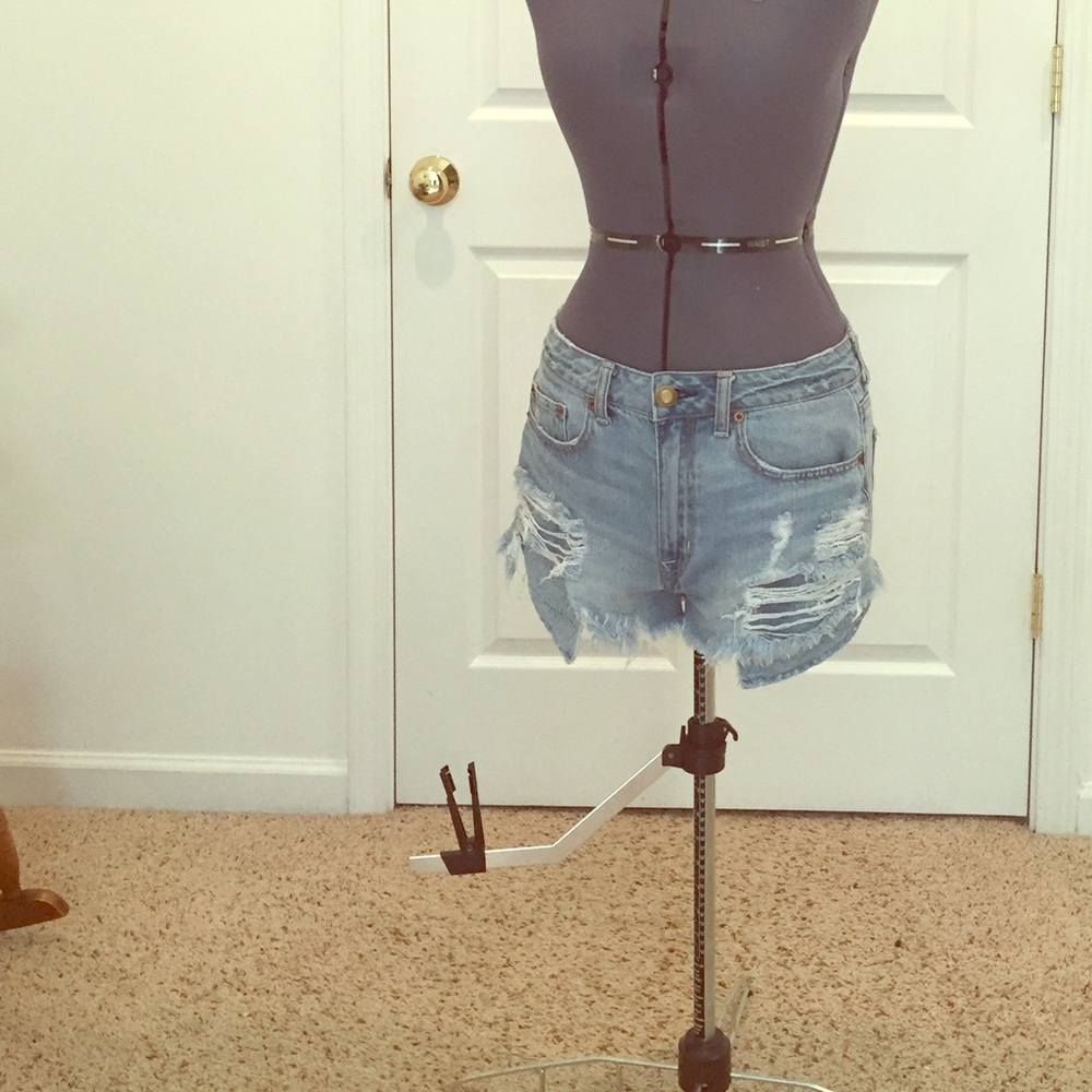 Hi rise Festival Shorts- American Eagle